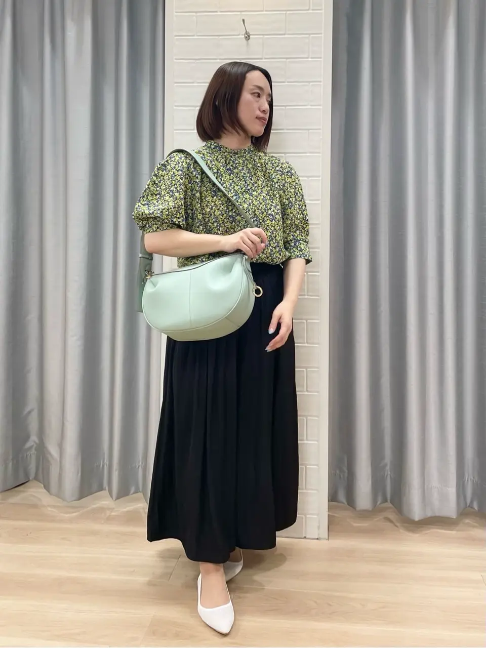 組曲 丸岡 コーディネート画像