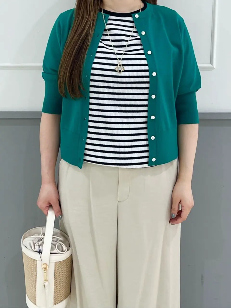 組曲 スタッフ コーディネート画像