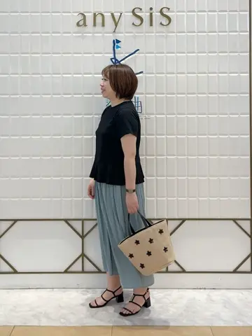 組曲 中山 コーディネート画像