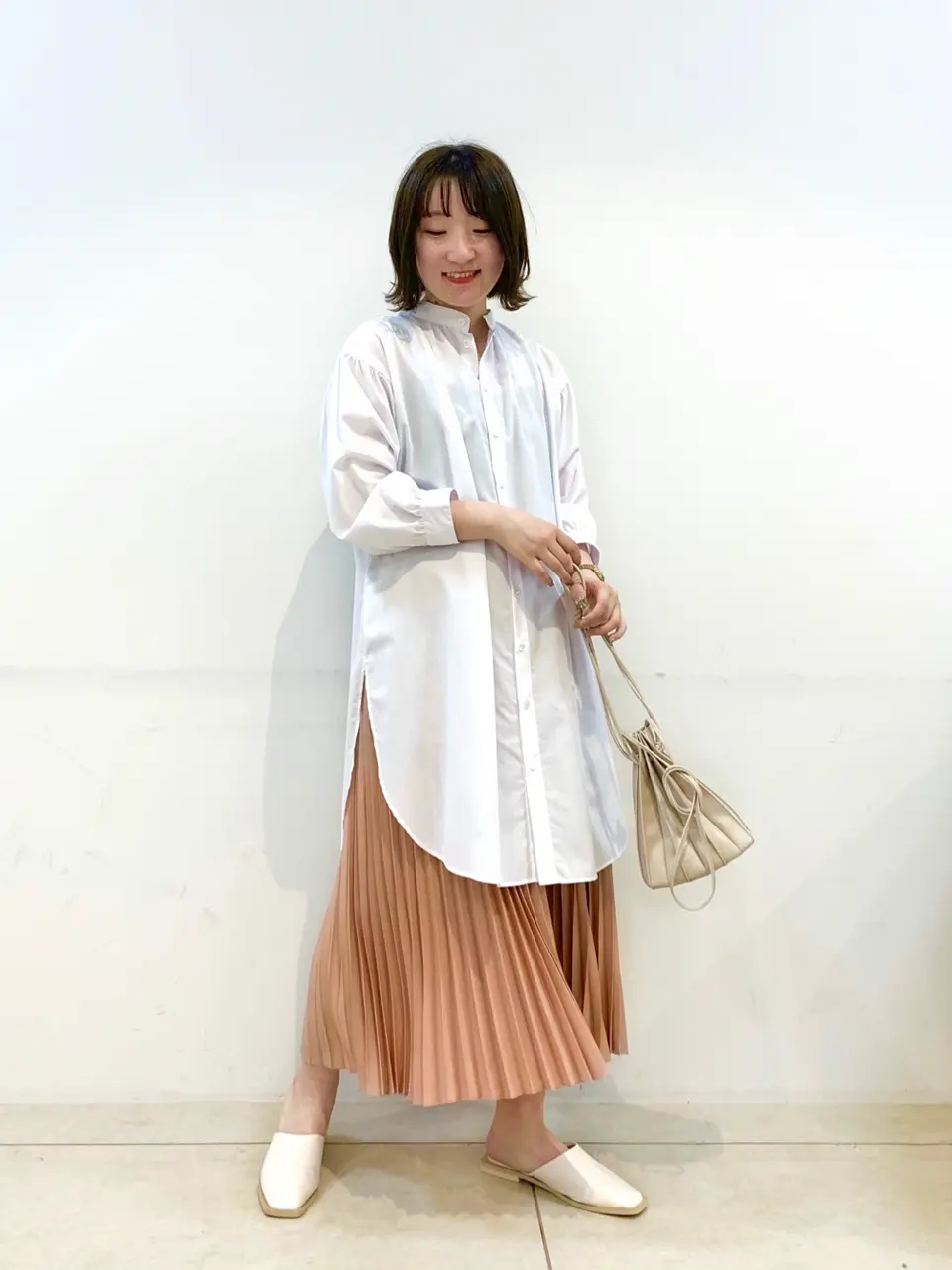 組曲 石井 コーディネート画像