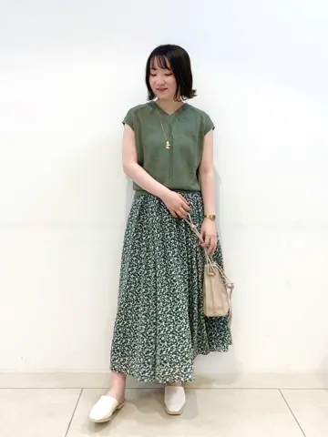 組曲 石井 コーディネート画像