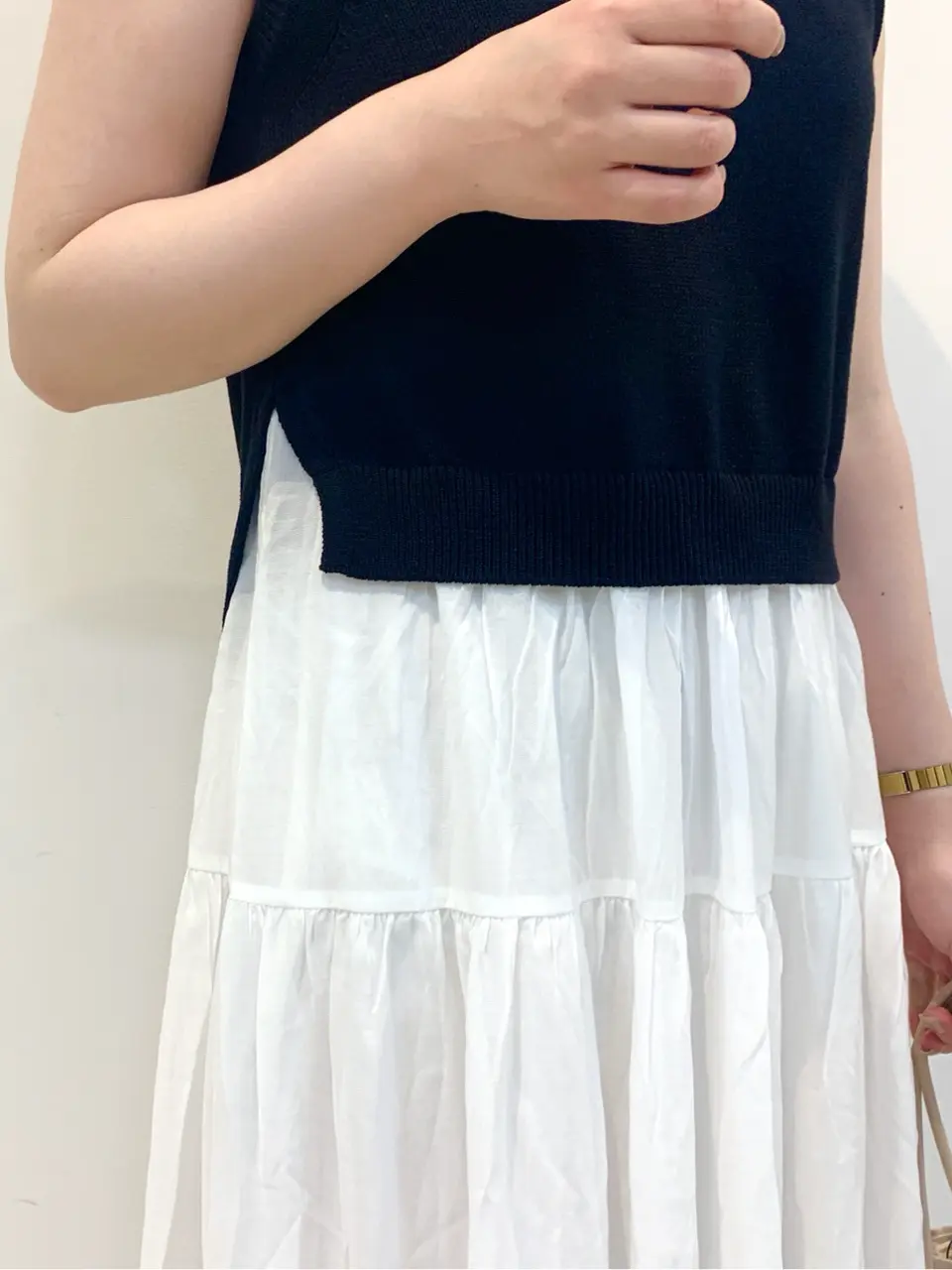 組曲 石井 コーディネート画像