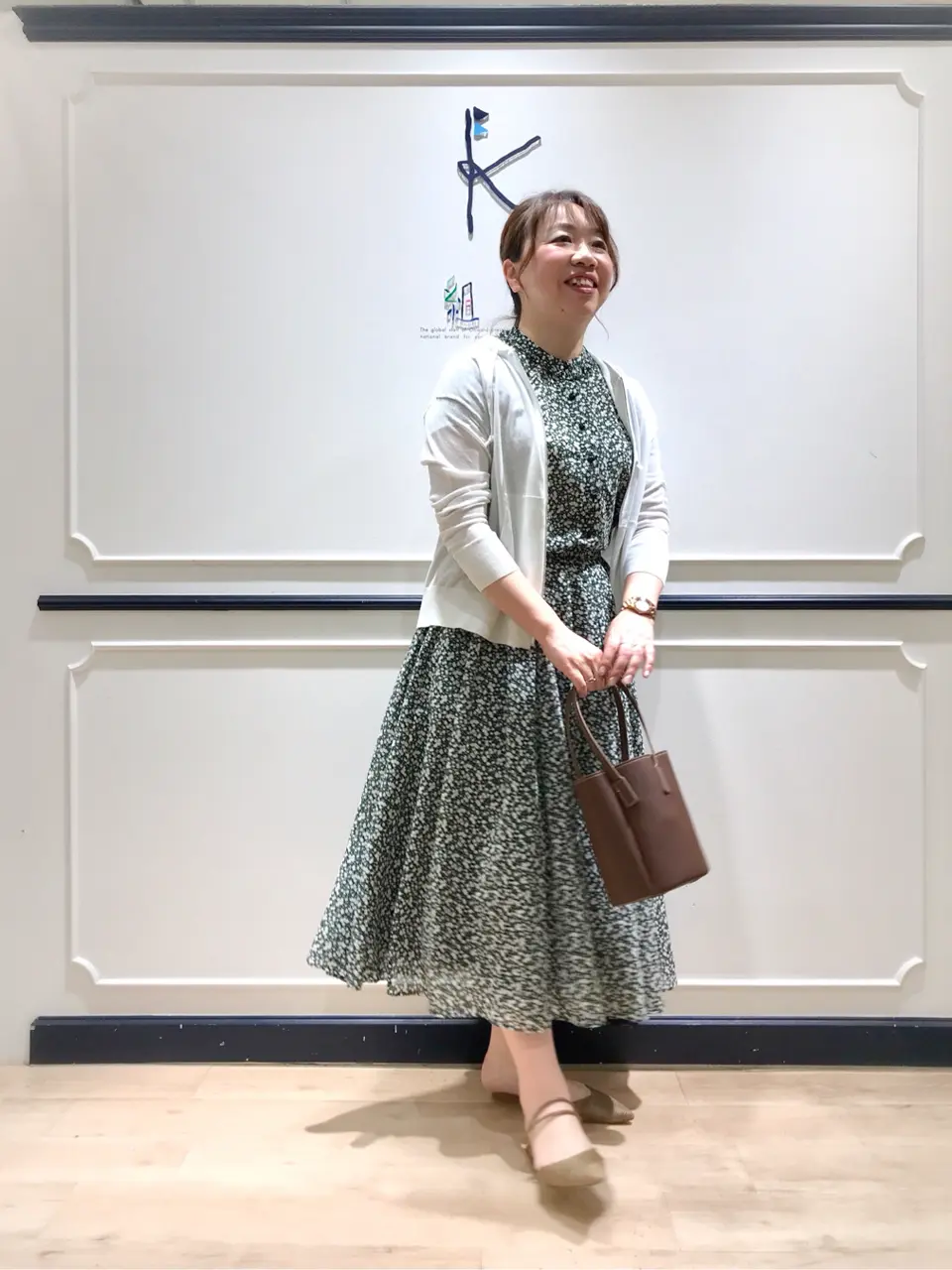 組曲 中山 コーディネート画像