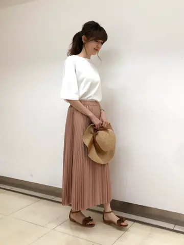 組曲 スタッフ コーディネート画像