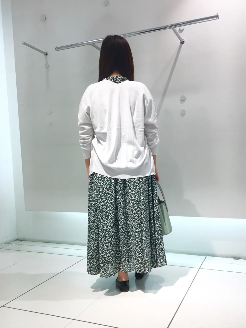 組曲 スタッフ コーディネート画像