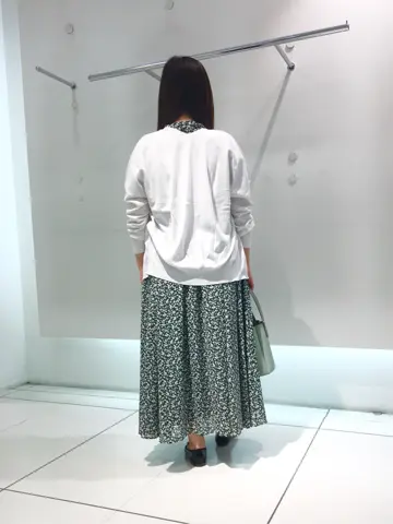 組曲 スタッフ コーディネート画像