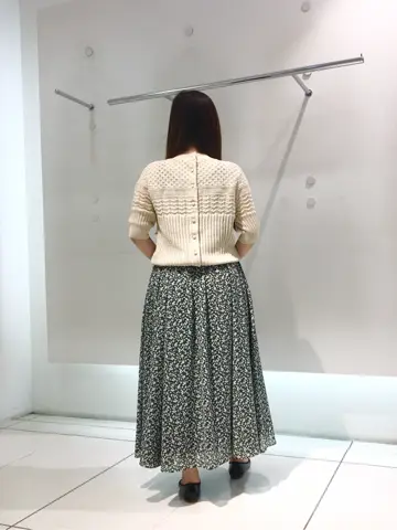 組曲 スタッフ コーディネート画像