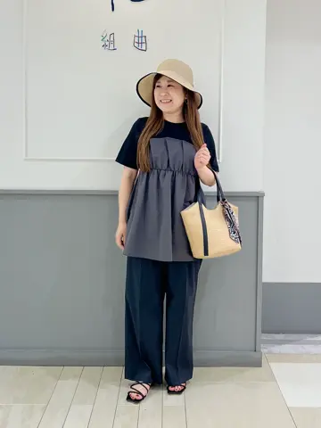 ANY SIS スタッフ コーディネート画像