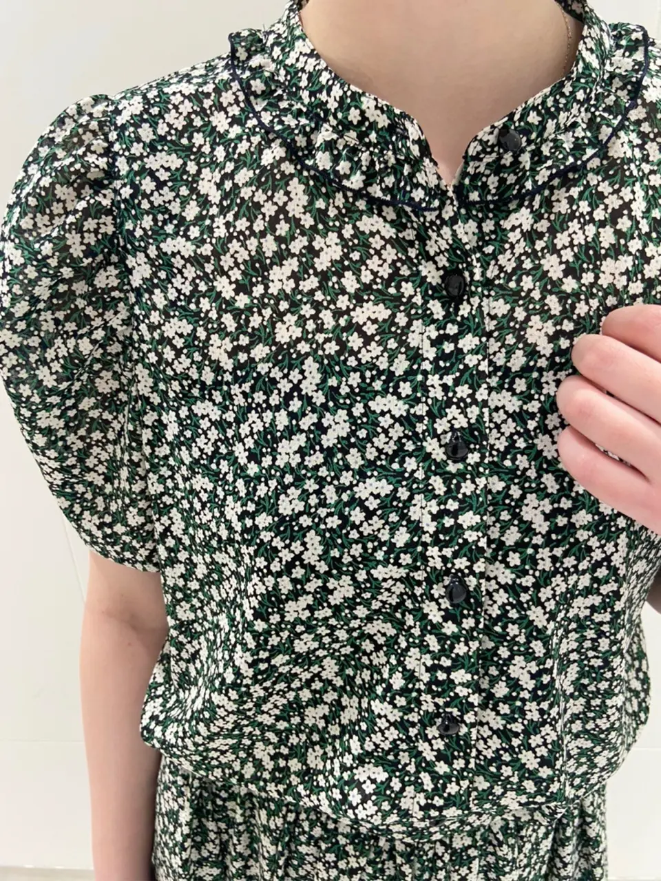 組曲 粟津 コーディネート画像