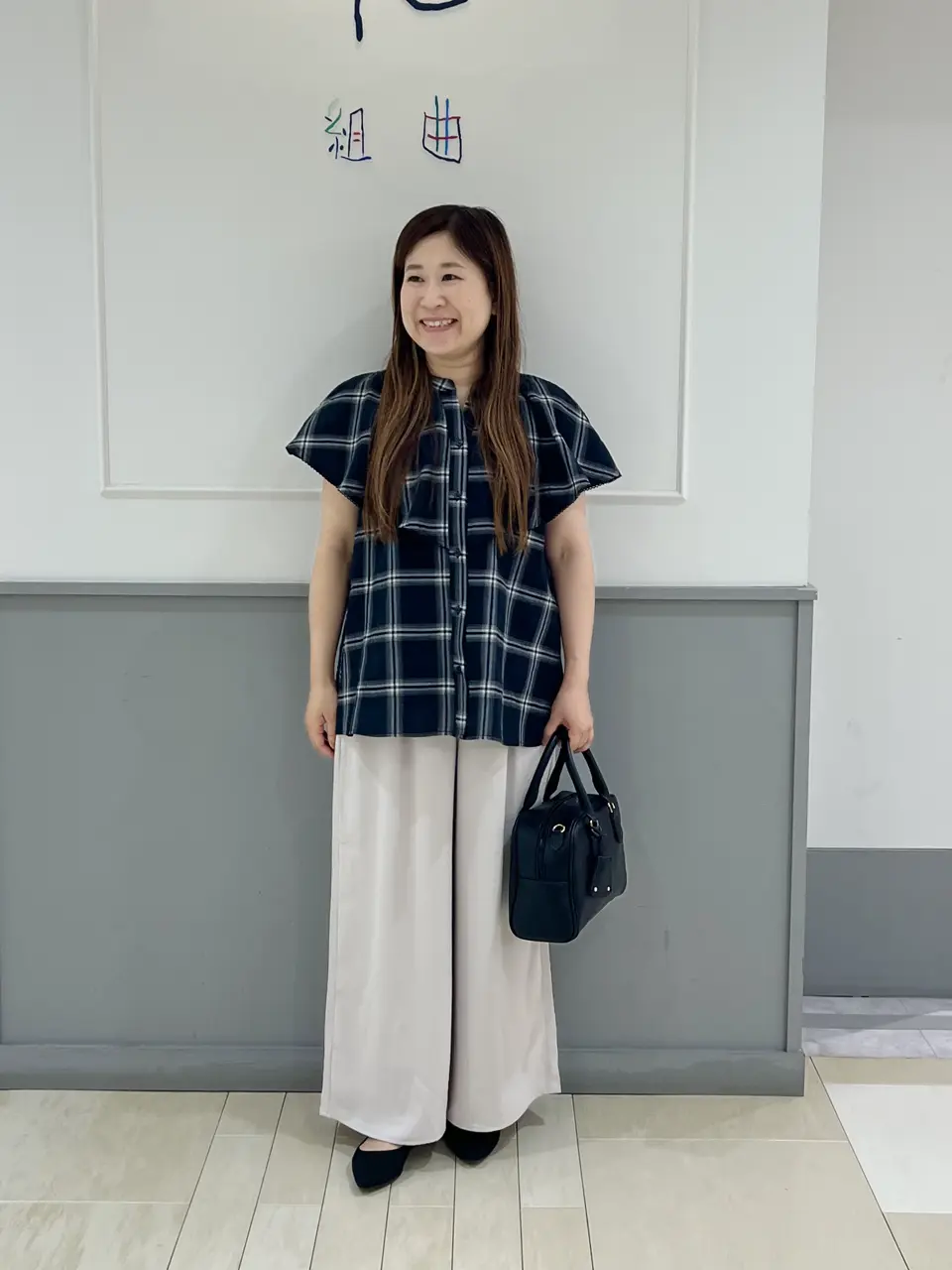 ANY SIS スタッフ コーディネート画像