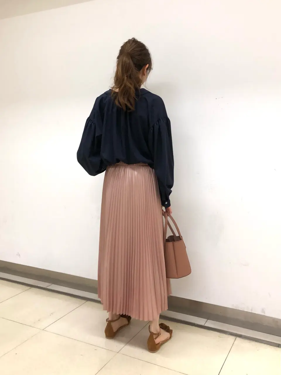 組曲 スタッフ コーディネート画像