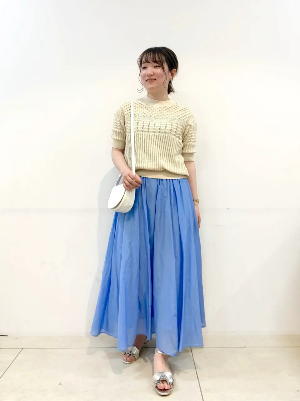 組曲 石井 コーディネート画像