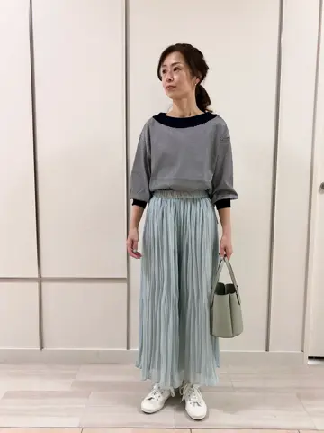 組曲 スタッフ コーディネート画像