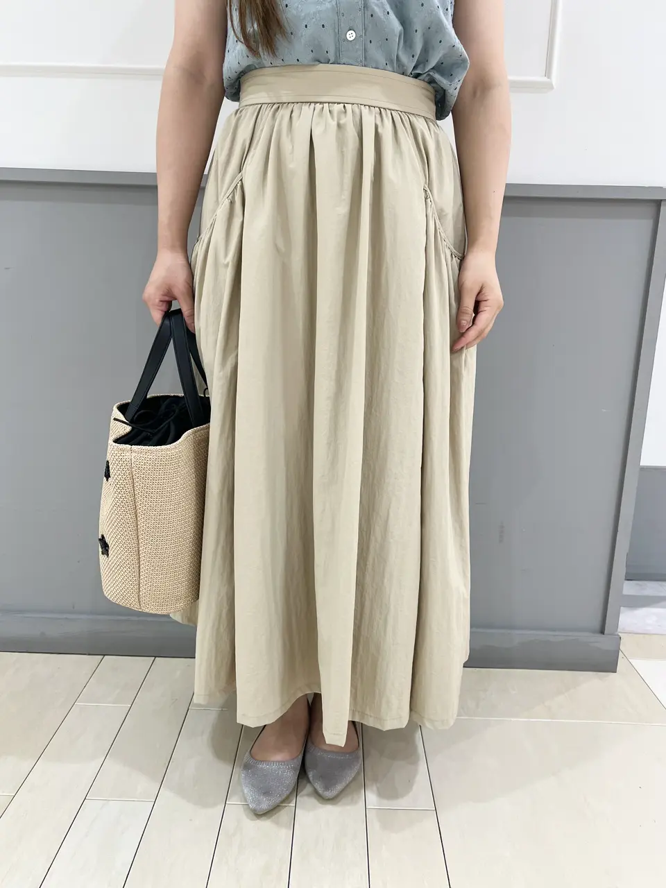 組曲 スタッフ コーディネート画像