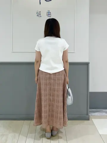 組曲 スタッフ コーディネート画像