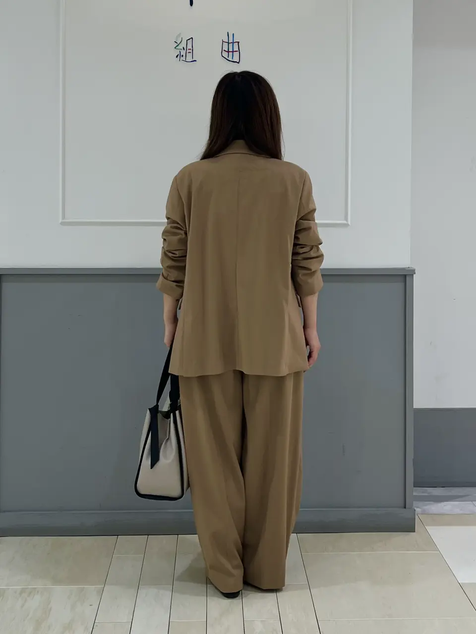 組曲 スタッフ コーディネート画像