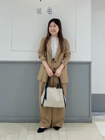 組曲 スタッフ コーディネート画像