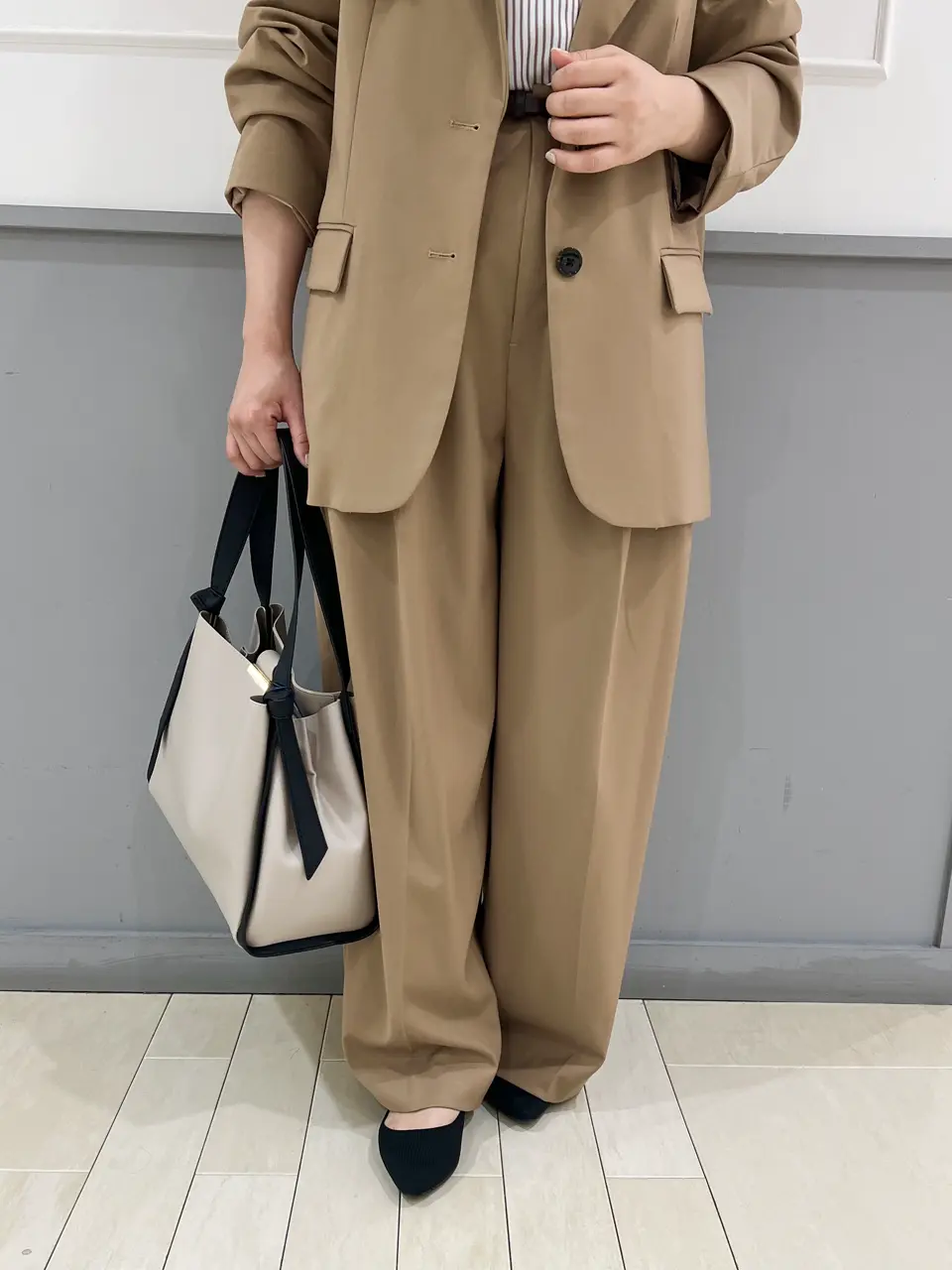 組曲 スタッフ コーディネート画像