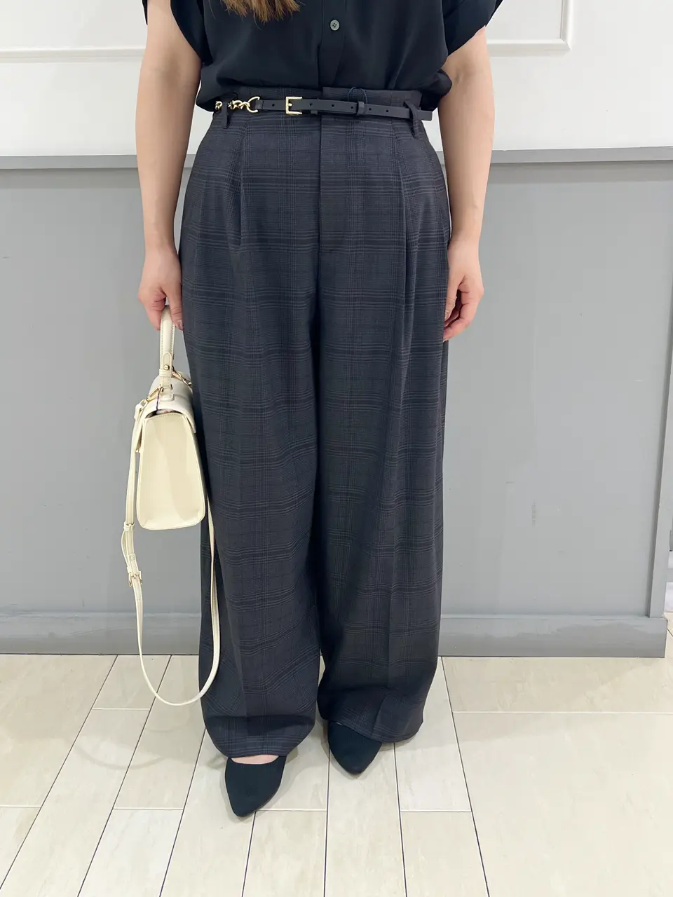 組曲 スタッフ コーディネート画像