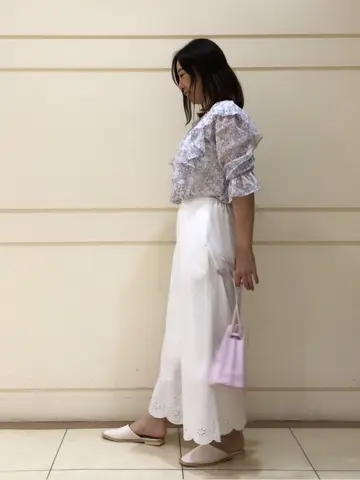 組曲 SAKAI コーディネート画像