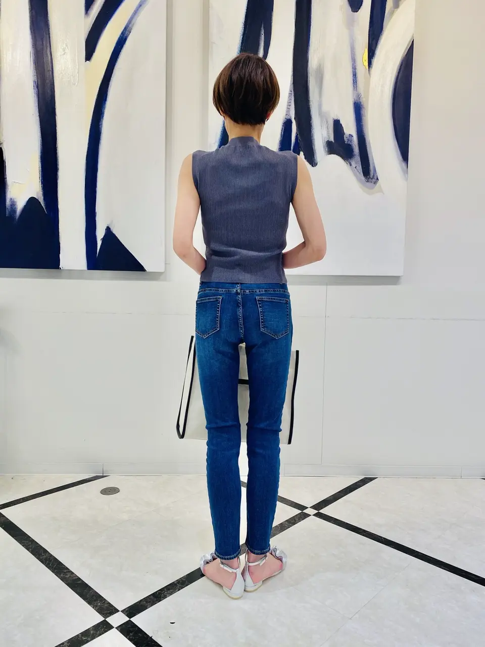 組曲 冨樫 コーディネート画像