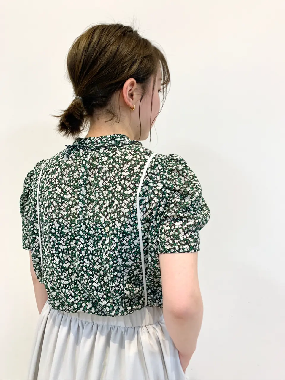 組曲 石井 コーディネート画像