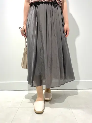 組曲 スタッフ コーディネート画像