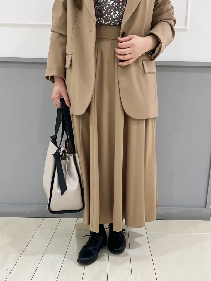 組曲 スタッフ コーディネート画像