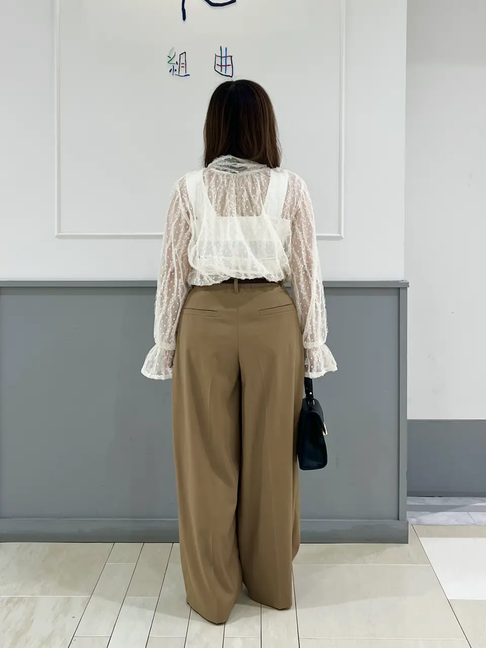 組曲 スタッフ コーディネート画像