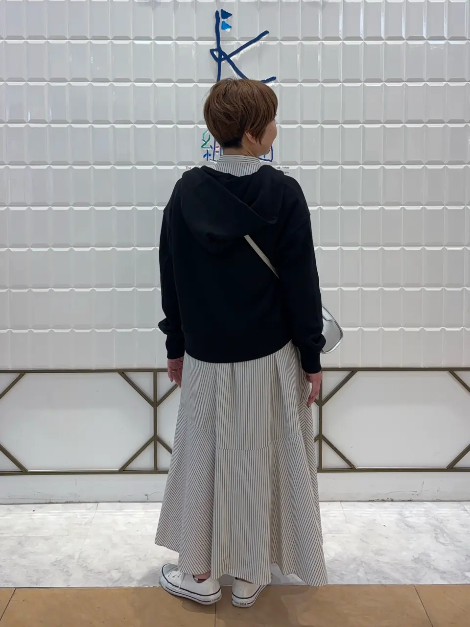 組曲 井上 コーディネート画像