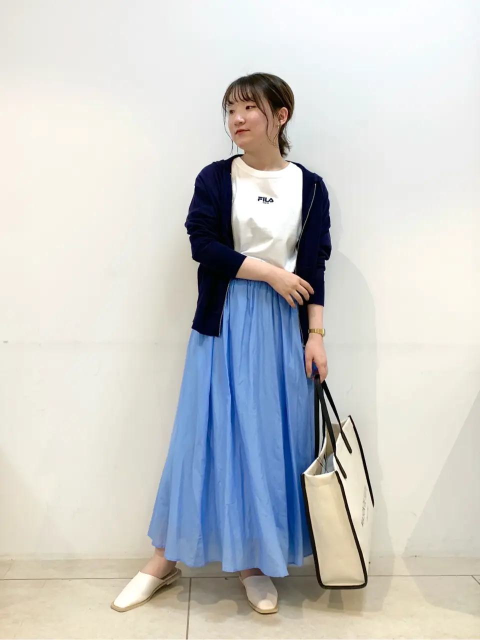 組曲 石井 コーディネート画像