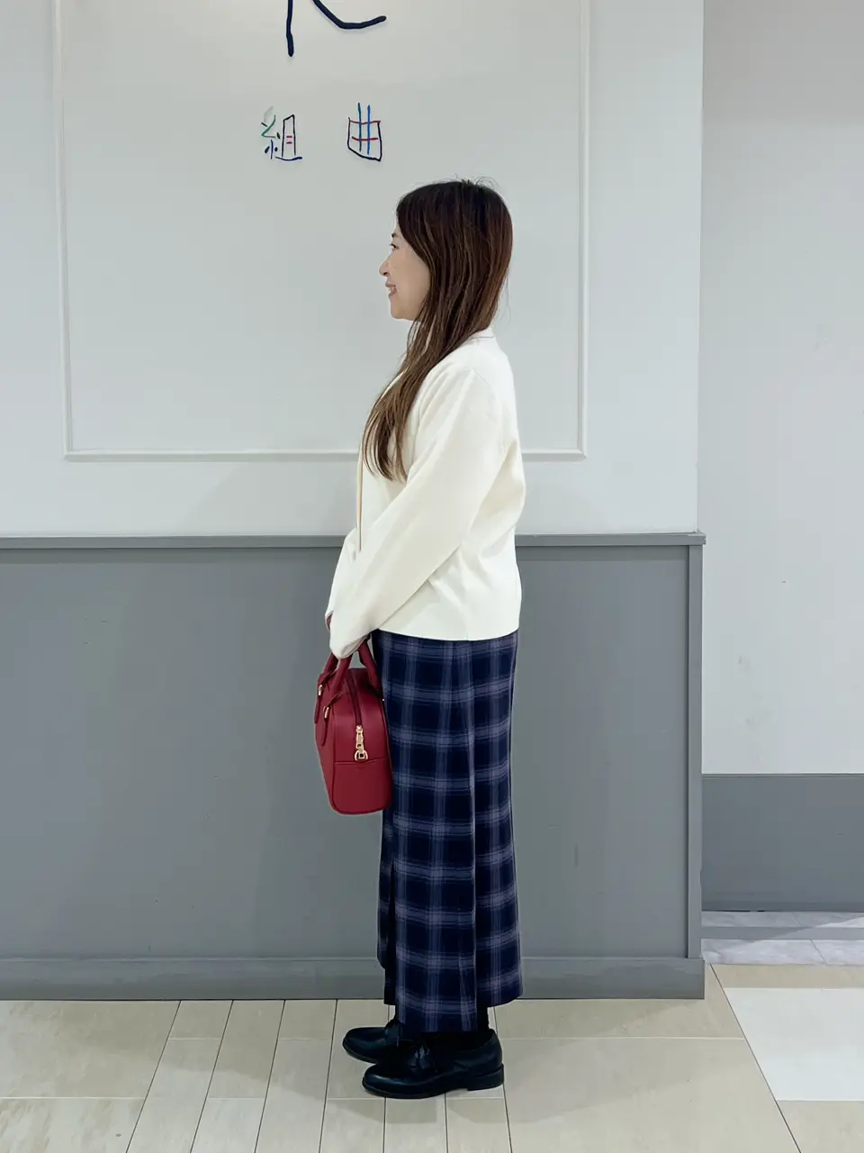 ANY SIS スタッフ コーディネート画像