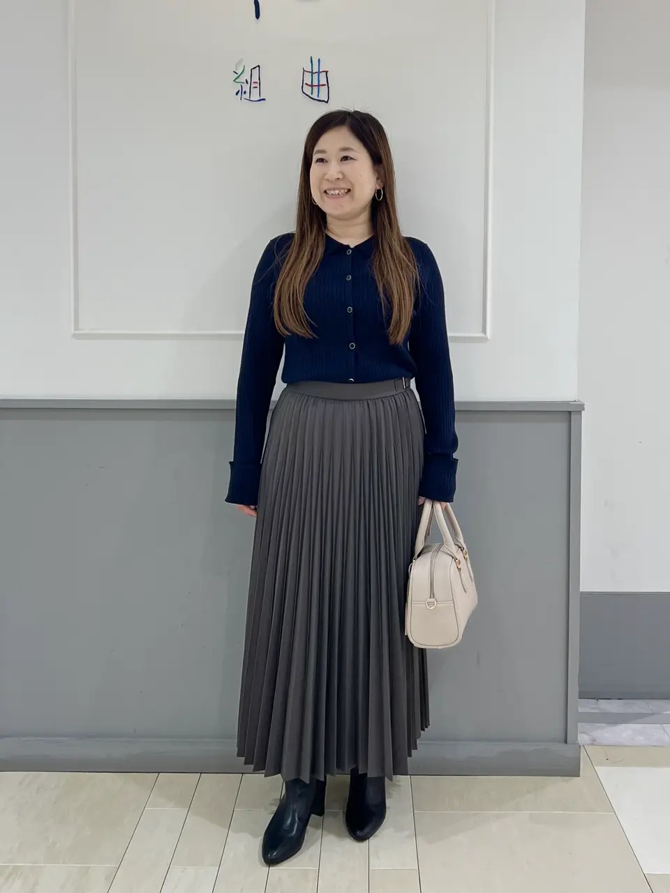 ANY SIS スタッフ コーディネート画像