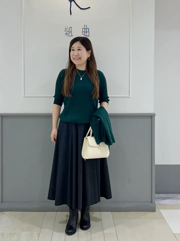 組曲 スタッフ コーディネート画像