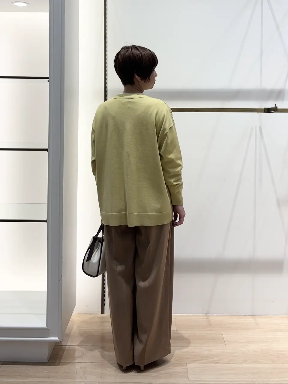 組曲 井上 コーディネート画像