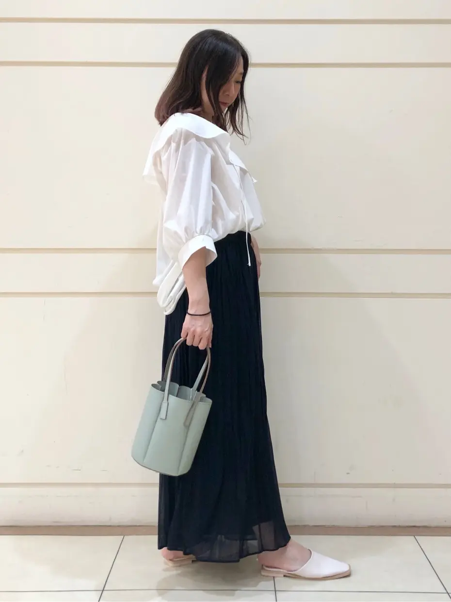 組曲 SAKAI コーディネート画像