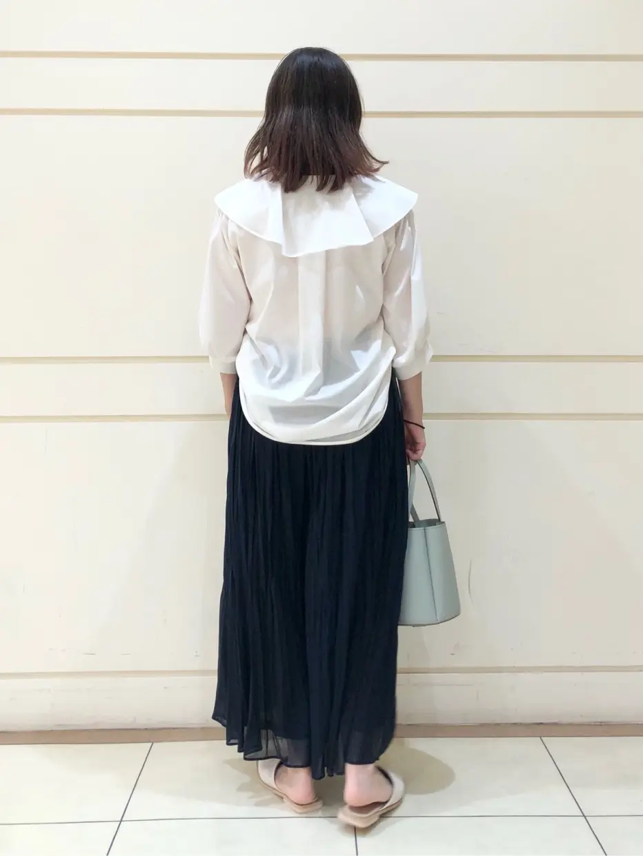 組曲 SAKAI コーディネート画像