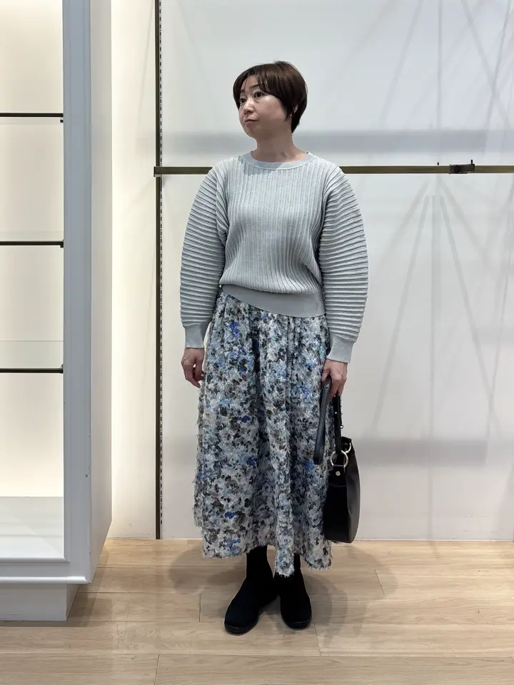 組曲 井上 コーディネート画像