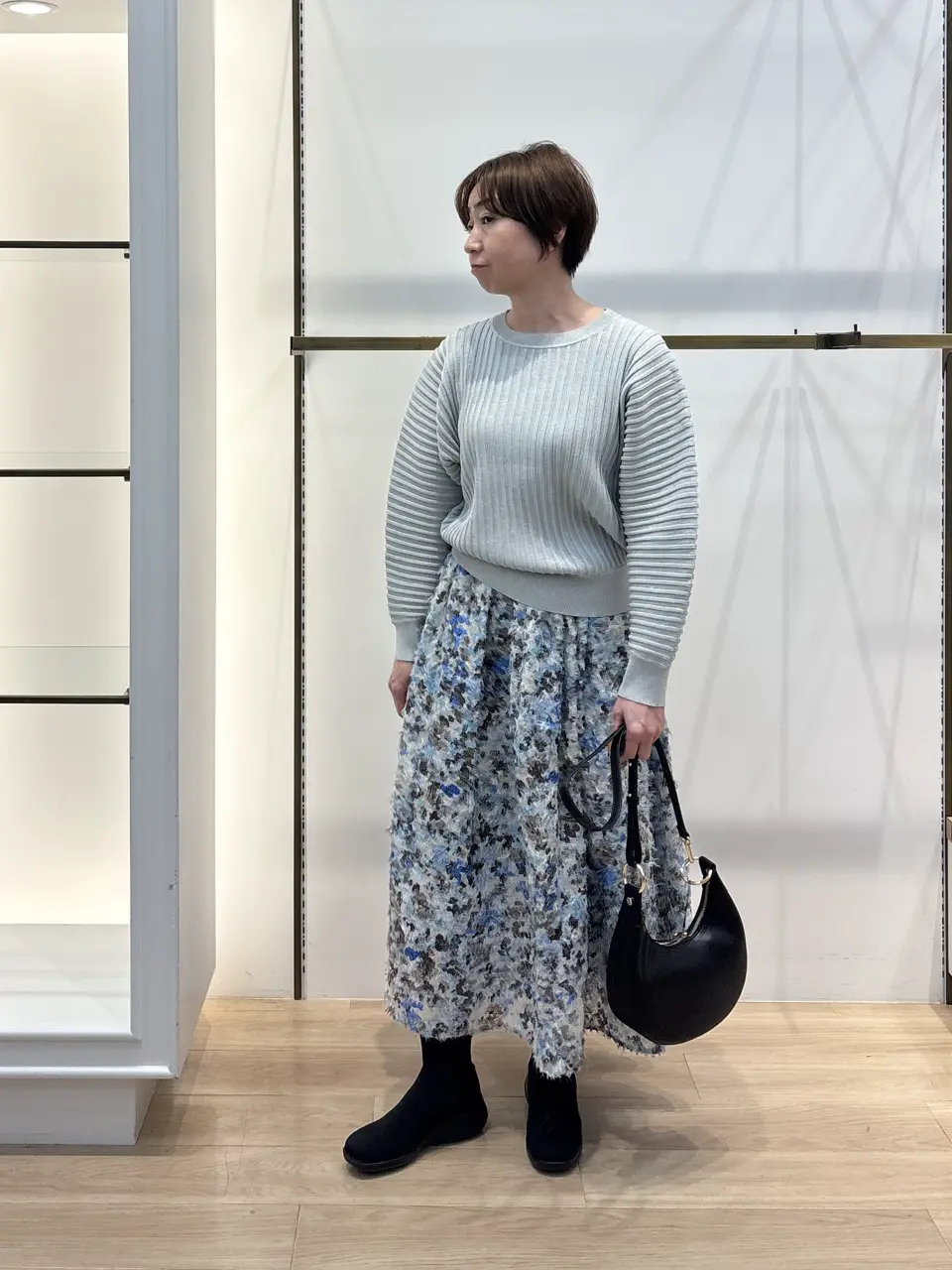 組曲 井上 コーディネート画像