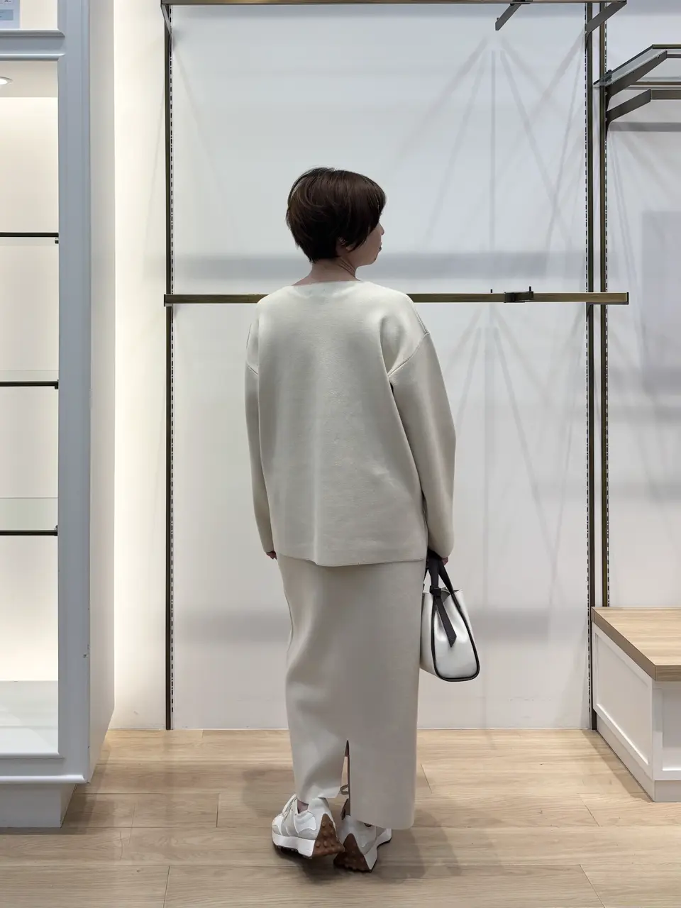 組曲 井上 コーディネート画像