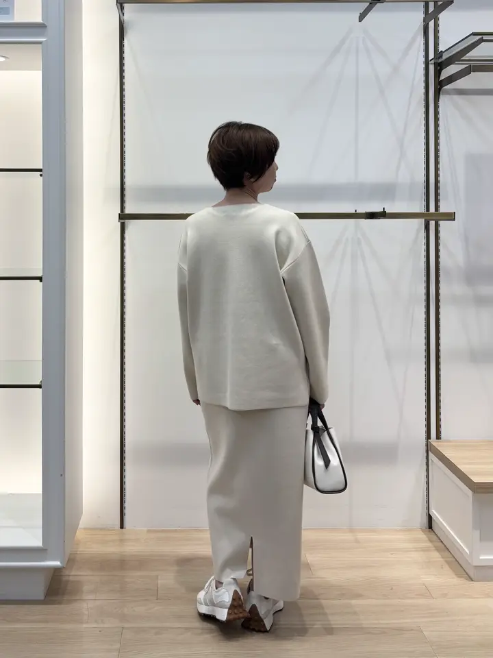 組曲 井上 コーディネート画像