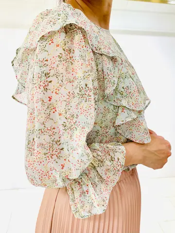 組曲 會澤 コーディネート画像