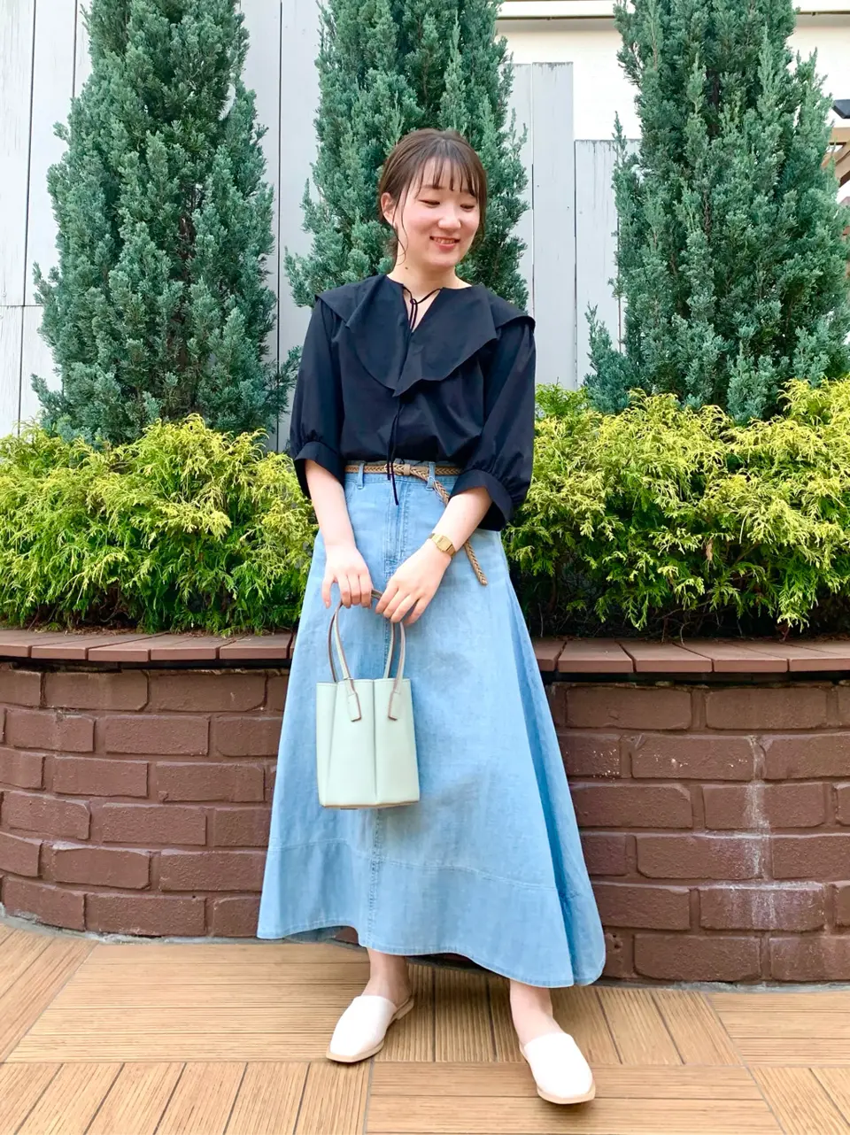 組曲 石井 コーディネート画像