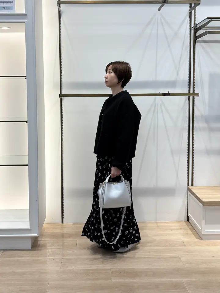 組曲 井上 コーディネート画像