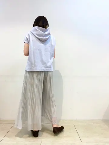 組曲 松田 コーディネート画像