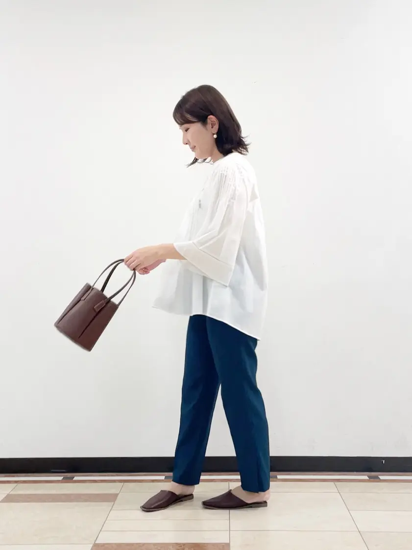 組曲 宮本 コーディネート画像