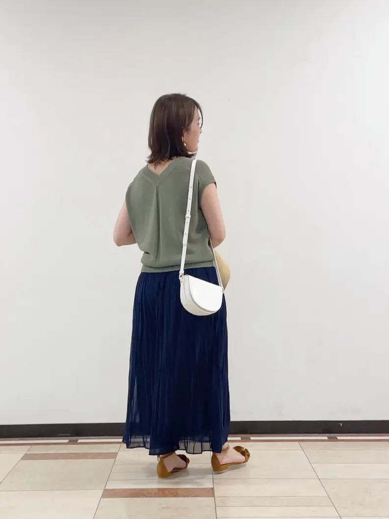 組曲 宮本 コーディネート画像