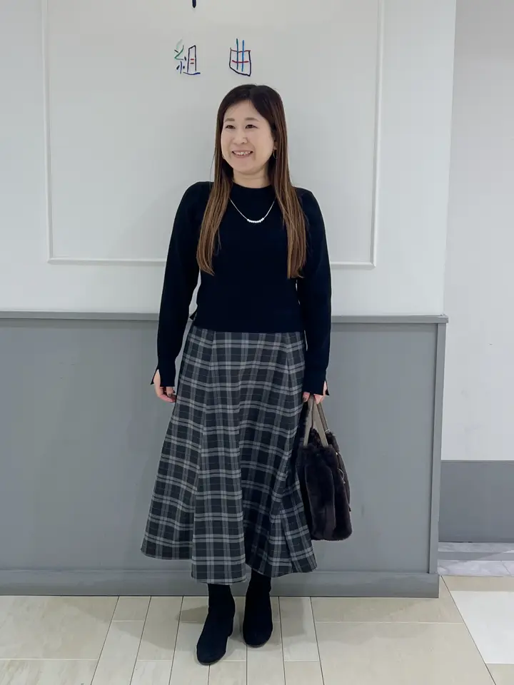 ANY SIS スタッフ コーディネート画像