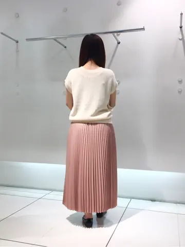 組曲 スタッフ コーディネート画像