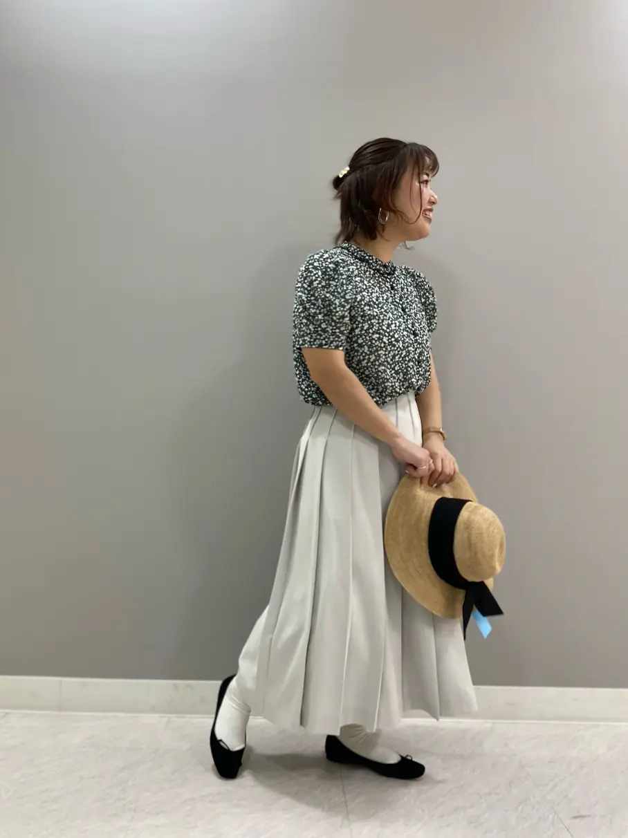 組曲 KATO コーディネート画像